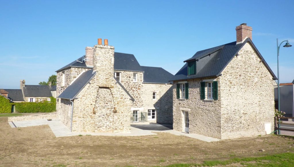 Extérieur haras du Haut d'Ouilly.